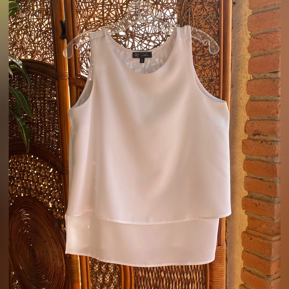 DG2 Diane Gilman White Sleeveless Layered Tank Top Size XS
